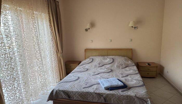 Веселая Скорпена. Номер Люкс